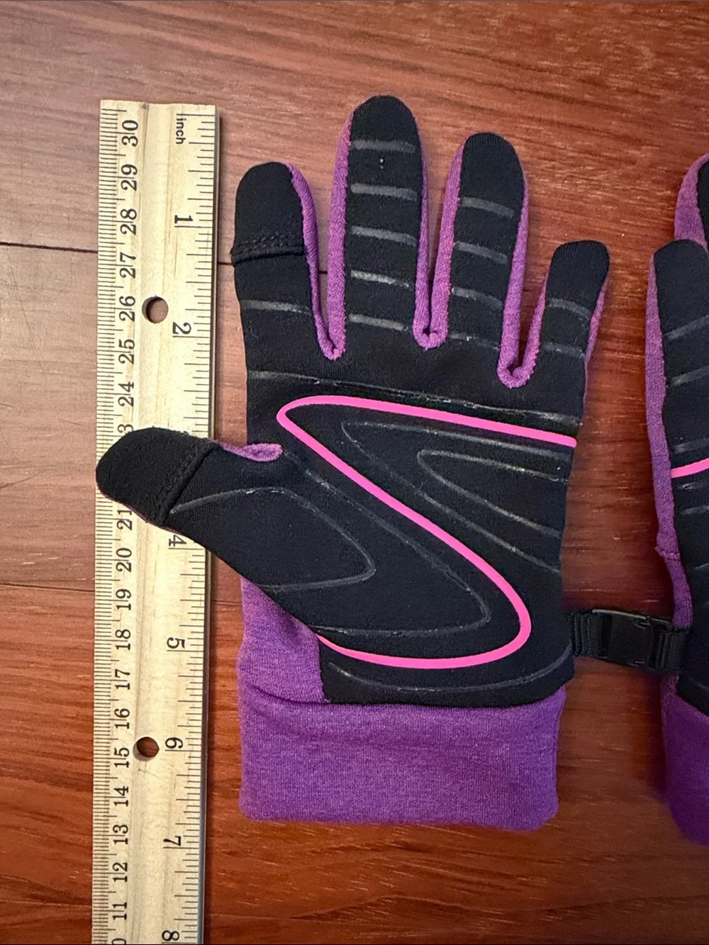 ⭐️ Kids gloves